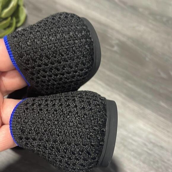 Rothys honeycomb round toe size 5 flat woman’s shoes - Picture 5 of 12